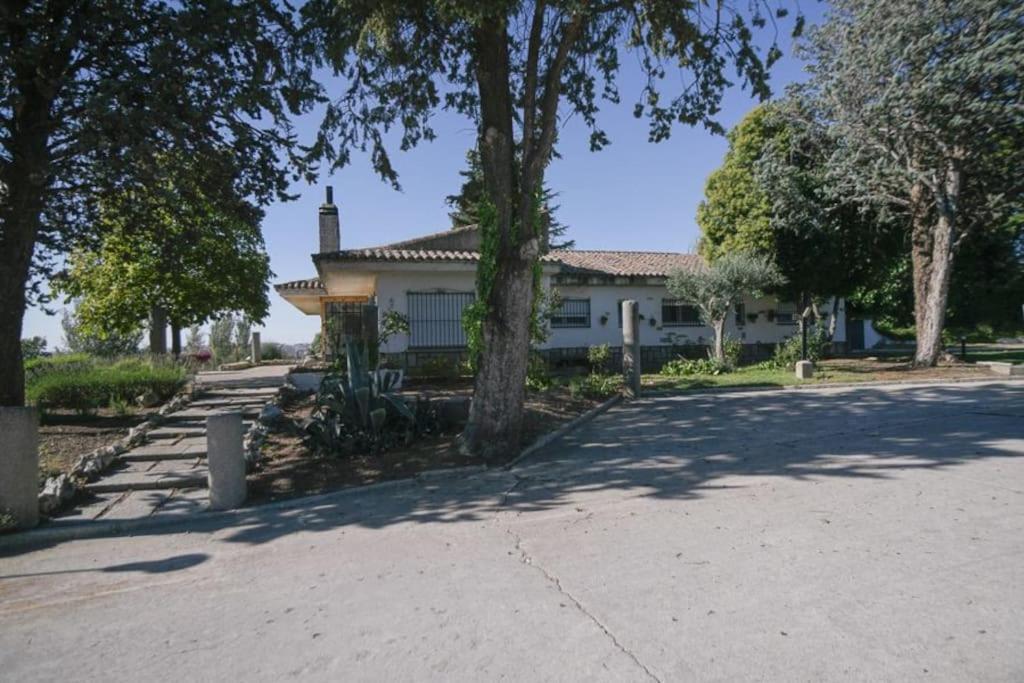 El Chalet De Gloria Santa Marta de Tormes Eksteriør bilde